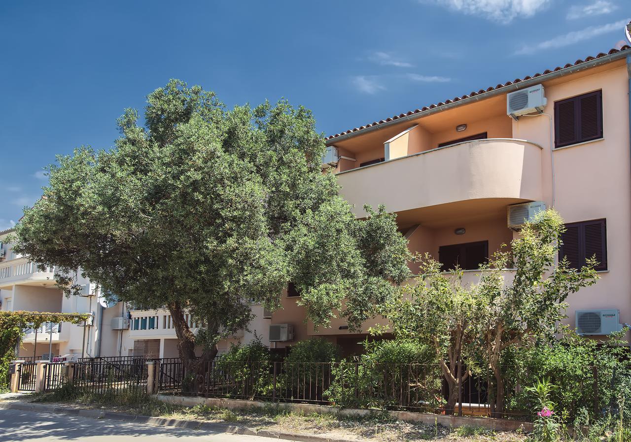 Apartments Ulika Medulin Bagian luar foto